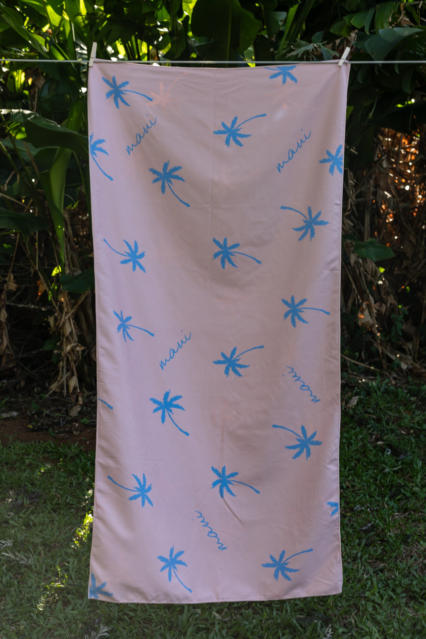 Reversible Blue & Pink Maui Palm Tree Paradise Microfiber Towel